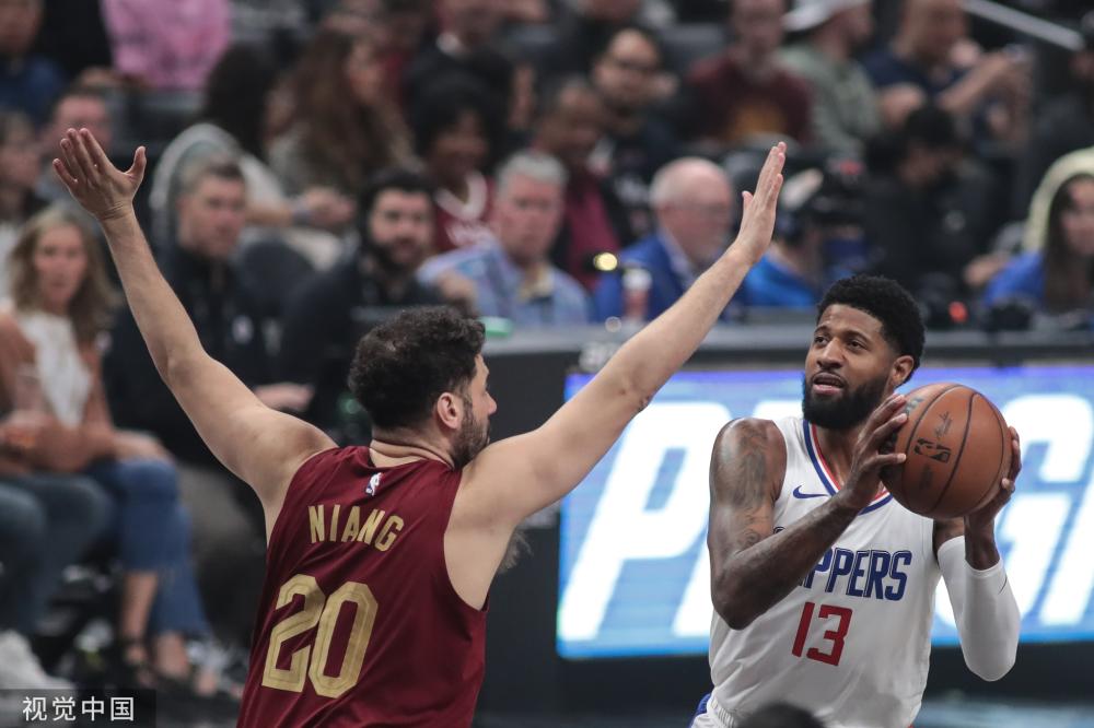 通过夹击与 通过夹击与